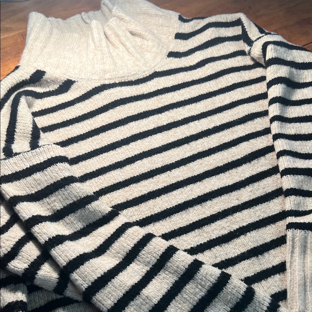 A New Day Striped Black and Cream Women's Sweater